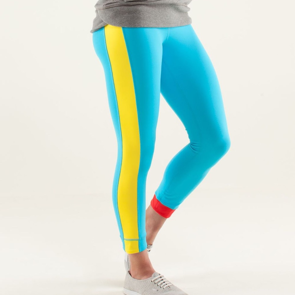 LULULEMON COLORFUL LEGGINGS!